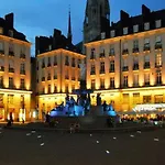 Le Baco-baco, Face Au Chateau, Avec Parking Daire Nantes