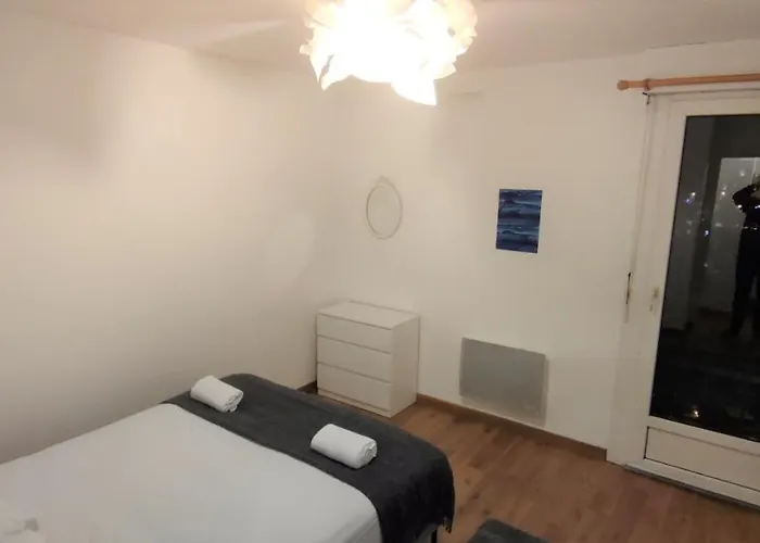 Le Baco-baco, Face Au Chateau, Avec Parking * نانت